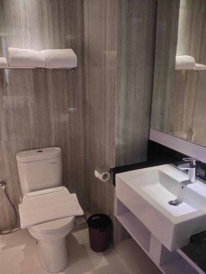 Surabaya River View Hotel Zewnętrze zdjęcie