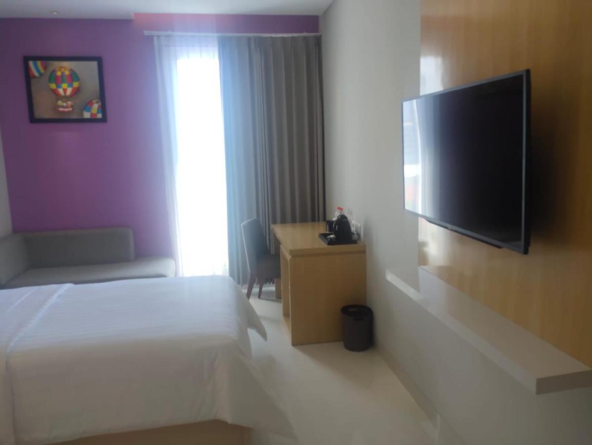Surabaya River View Hotel Zewnętrze zdjęcie